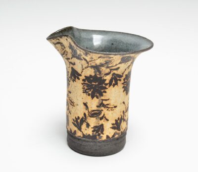 Pourer with Kimono Pattern