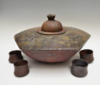 Hexagonal Reliquary for Mezcal Cantaro and Cups