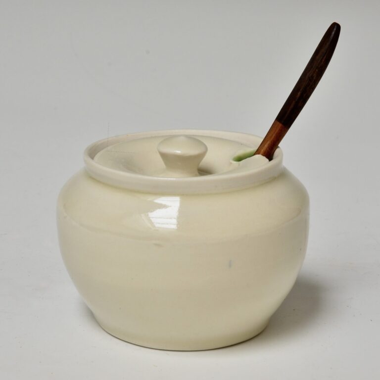 Sandy Simon honey pot